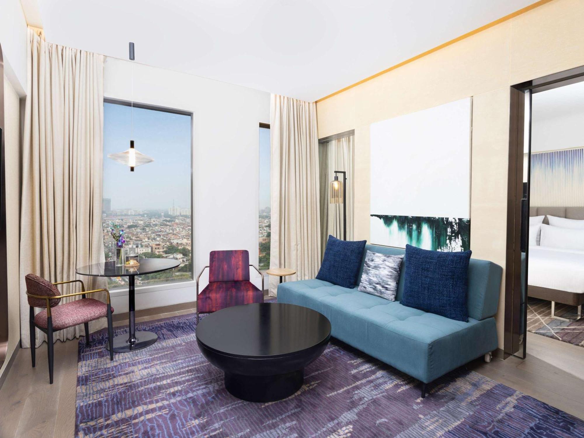 Novotel New Delhi City Centre Екстериор снимка