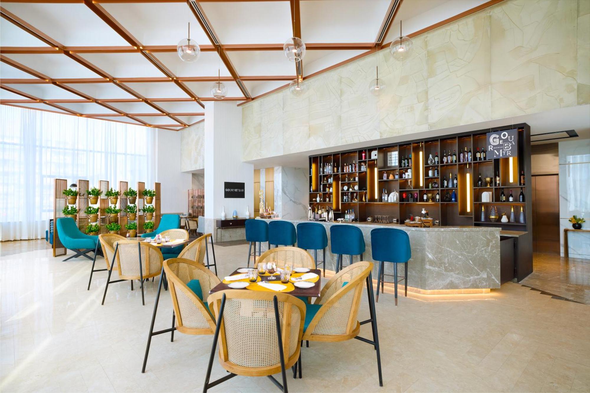 Novotel New Delhi City Centre Екстериор снимка
